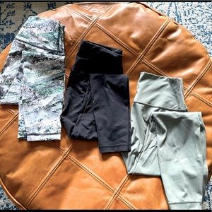 Lululemon Wunder Under tights - size 6 (see more options)